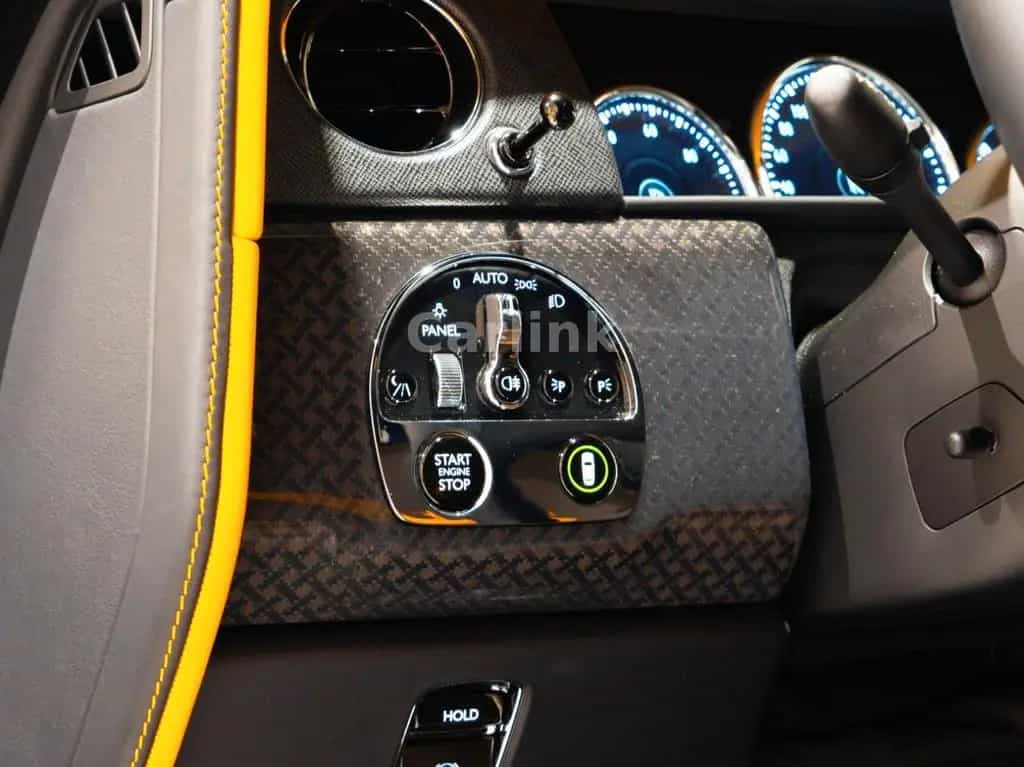 Rolls-Royce Cullinan Black Badge -SHOOTING STAR H/L-AS NEW- 09/2023-photo-22
