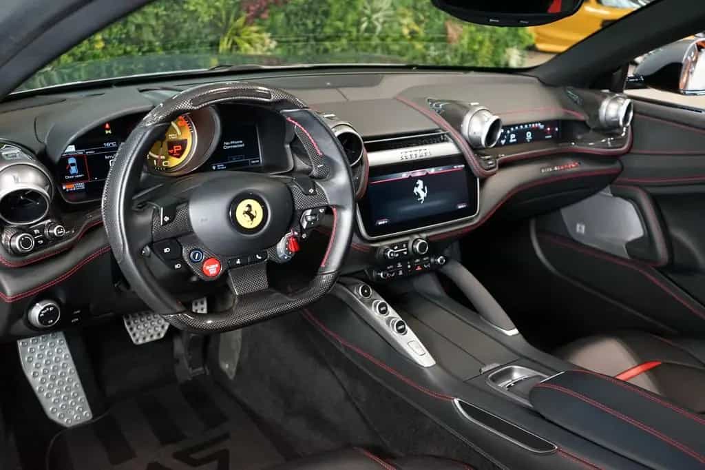 Ferrari GTC4Lusso T*V8*PANO*CARBON*LIFT*CZ 06/2017-photo-13