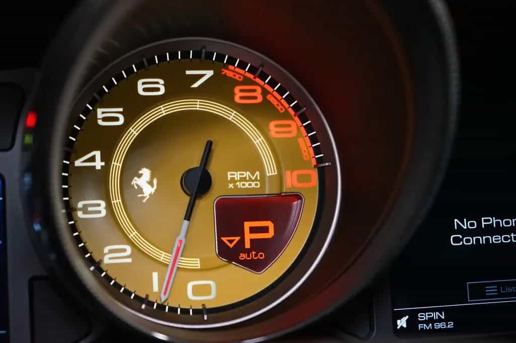 Ferrari GTC4Lusso T*V8*PANO*CARBON*LIFT*CZ 06/2017-photo-24