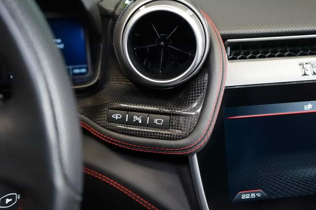 Ferrari GTC4Lusso T*V8*PANO*CARBON*LIFT*CZ 06/2017-photo-27