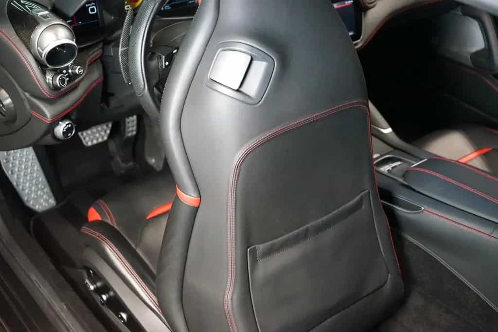 Ferrari GTC4Lusso T*V8*PANO*CARBON*LIFT*CZ 06/2017-photo-48
