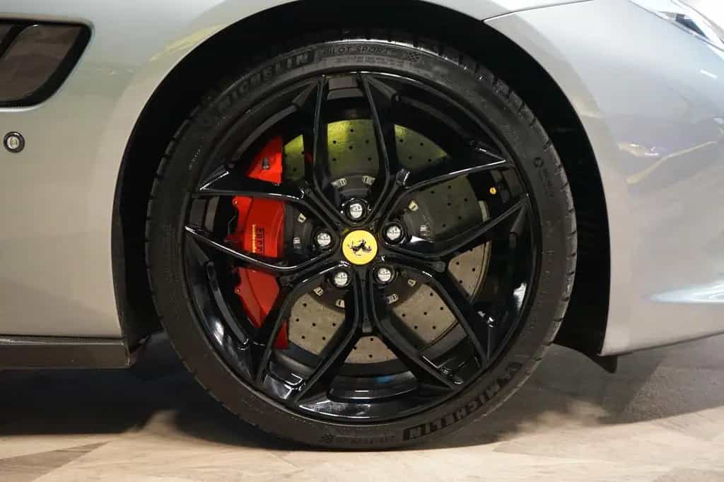 Ferrari GTC4Lusso T*V8*PANO*CARBON*LIFT*CZ 06/2017-photo-5
