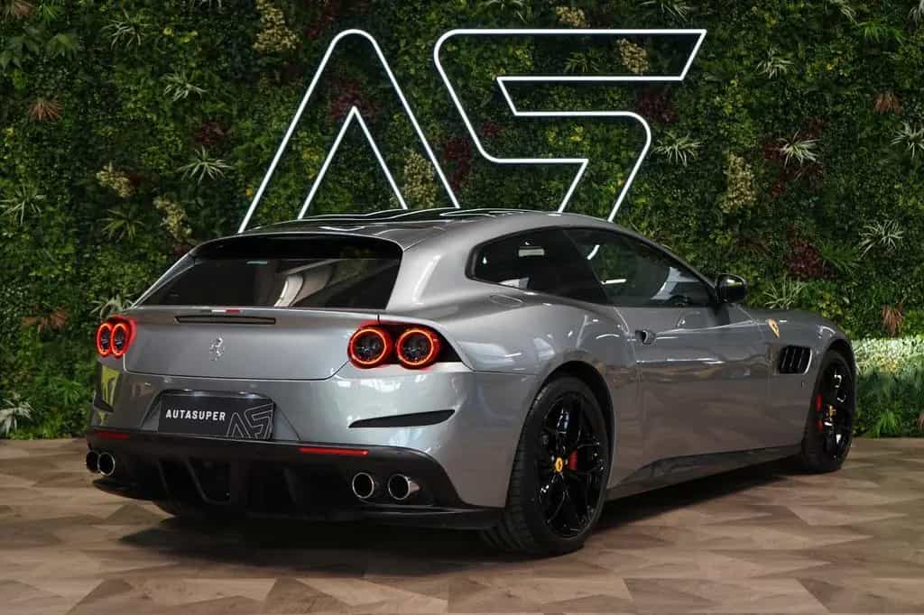 Ferrari GTC4Lusso T*V8*PANO*CARBON*LIFT*CZ 06/2017-photo-8