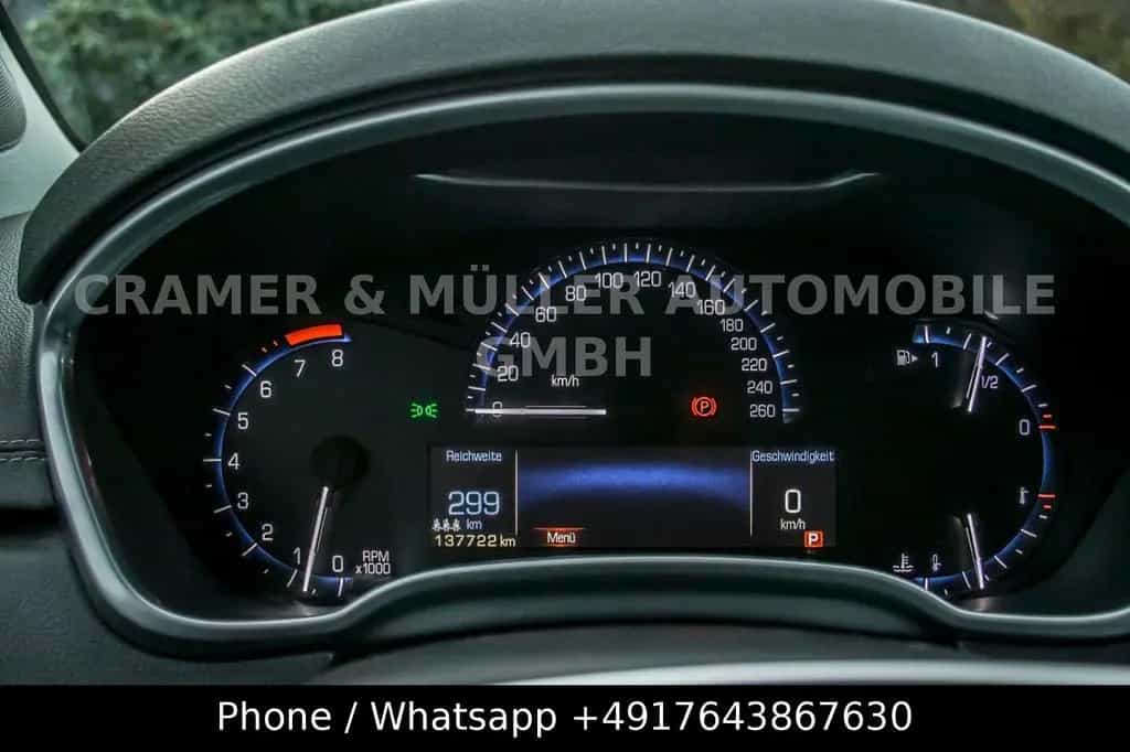 Cadillac SRX Premium AWD Unfallfrei Bose DEU. Scheckheft 03/2013-photo-24