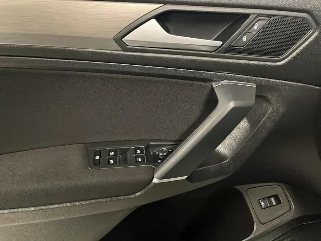 Volkswagen Tiguan Allspace 1.5 TSI ACTIVE, 7 Sitzer, Navi, 06/2020-photo-12