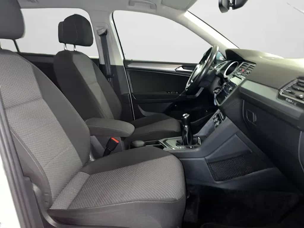 Volkswagen Tiguan Allspace 1.5 TSI ACTIVE, 7 Sitzer, Navi, 06/2020-photo-3