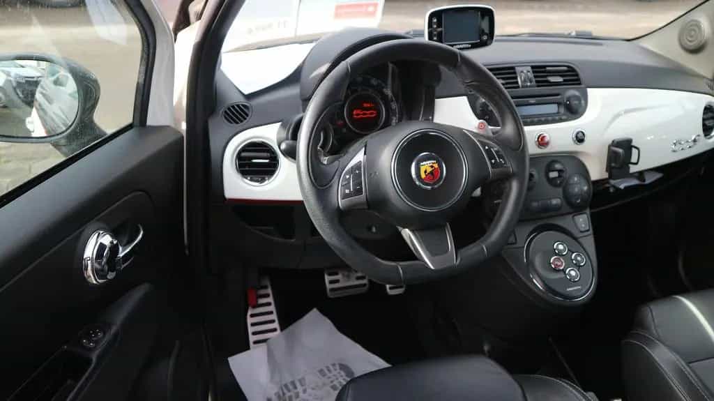 Abarth 500 Cabrio Basis Abarth Umbau Leder/Auto./Navi. 08/2012-photo-8