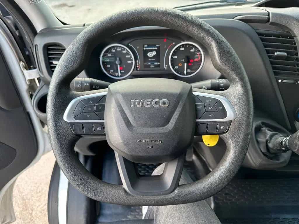 Iveco Daily 35S14 2.3 HPT PM Cabinato 136 cv 09/2021-photo-8