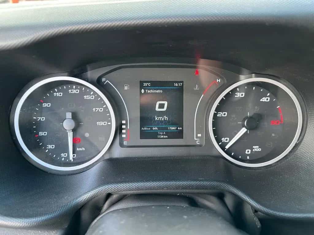 Iveco Daily 35S14 2.3 HPT PM Cabinato 136 cv 09/2021-photo-9