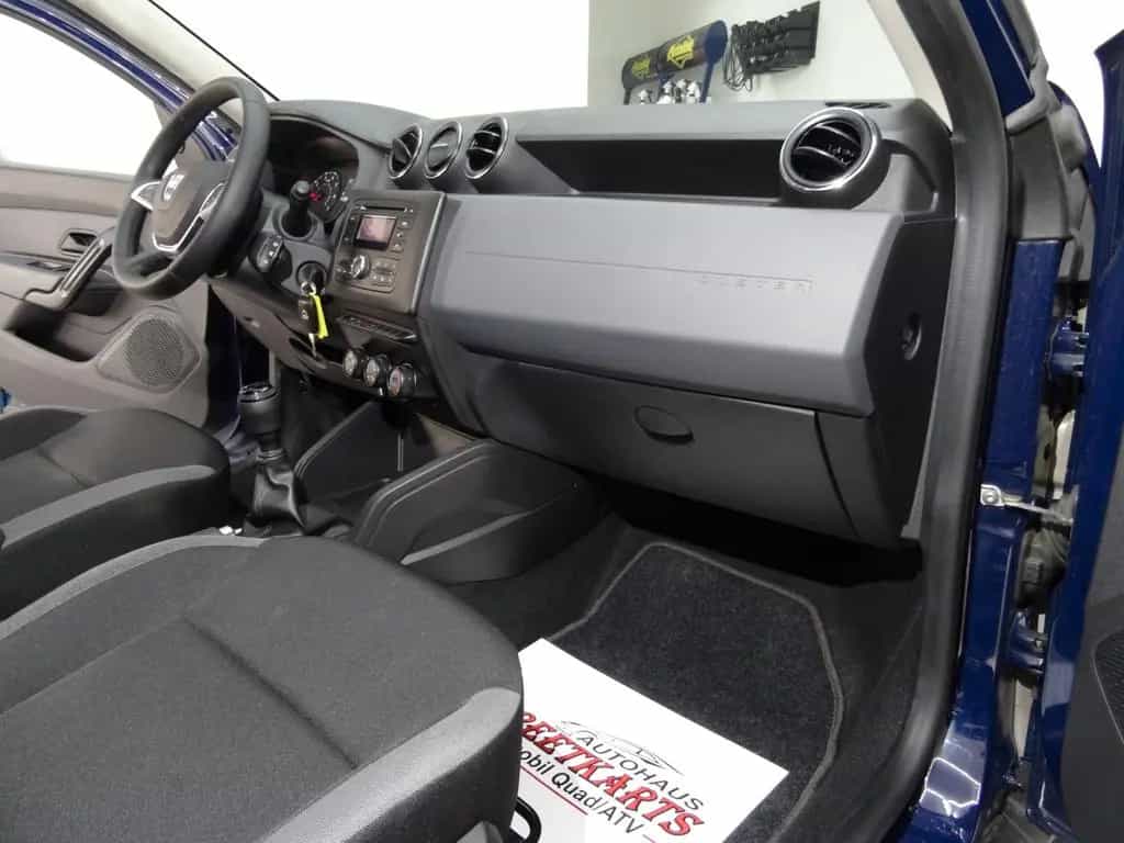 Dacia Duster II 1.6 Essential 1. Hand 8fach Bluetooth 04/2018-photo-11