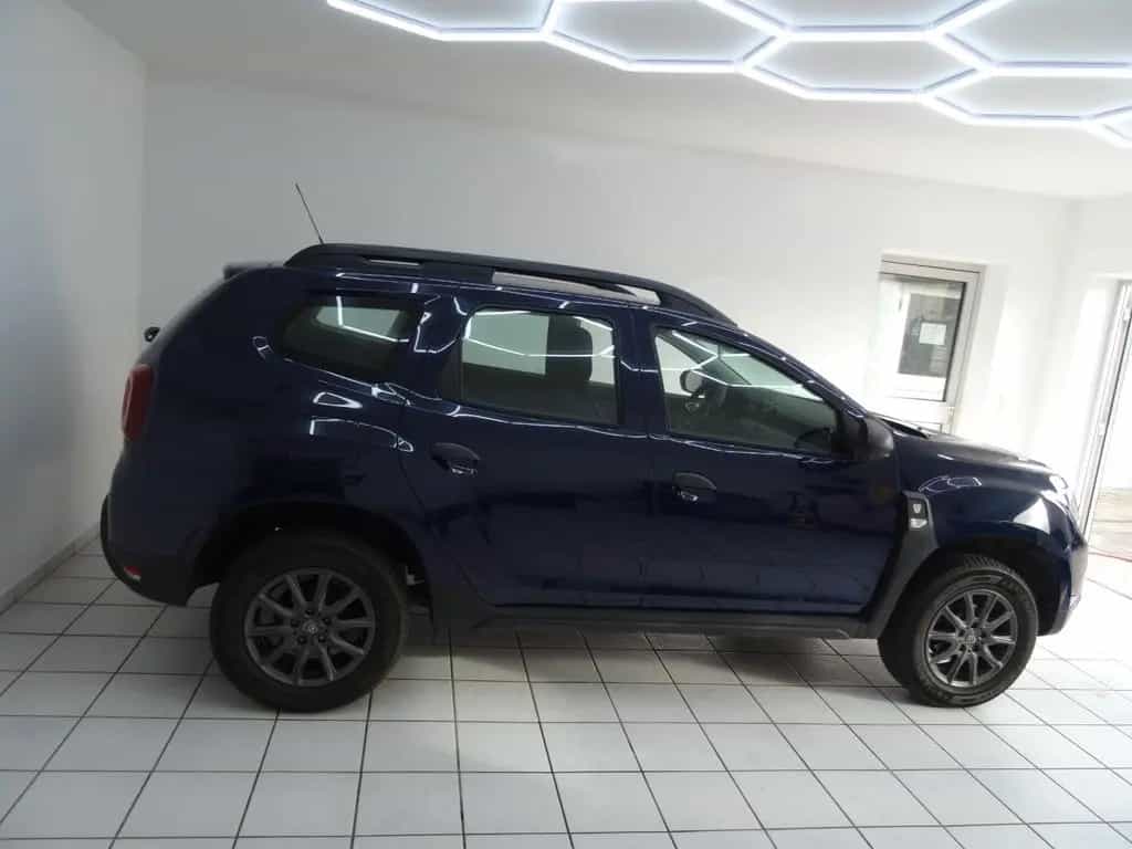 Dacia Duster II 1.6 Essential 1. Hand 8fach Bluetooth 04/2018-photo-3