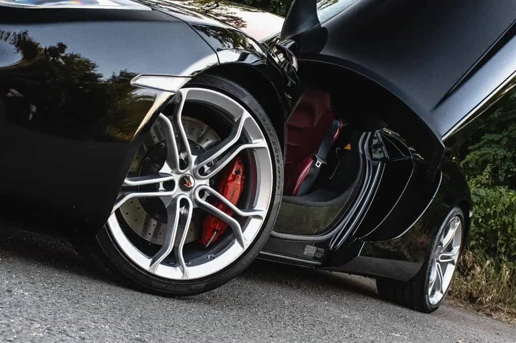 McLaren MP4-12C MwsT.*Scheckheft*Carbon 06/2012-photo-11