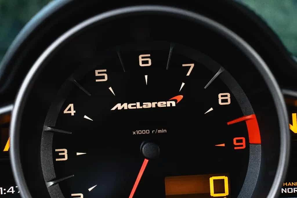 McLaren MP4-12C MwsT.*Scheckheft*Carbon 06/2012-photo-19