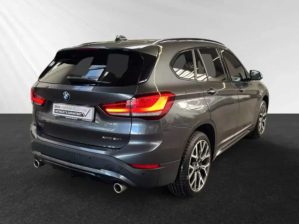 BMW X1 xDrive20i SportLine|AHK|Head-Up|HiFi|19"LMR 08/2021-photo-2