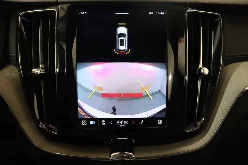 Volvo XC60 B4 D Plus Dark Inscription 12/2021-photo-13