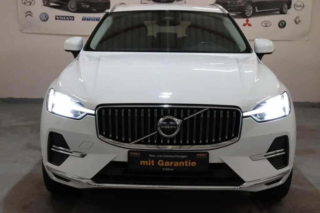 Volvo XC60 B4 D Plus Dark Inscription 12/2021-photo-2