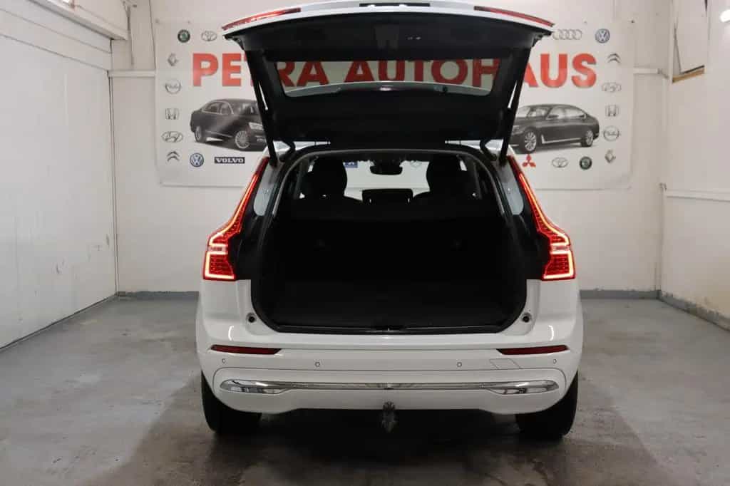 Volvo XC60 B4 D Plus Dark Inscription 12/2021-photo-22