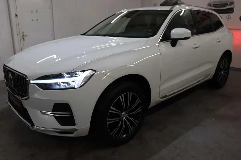 Volvo XC60 B4 D Plus Dark Inscription 12/2021-photo-24