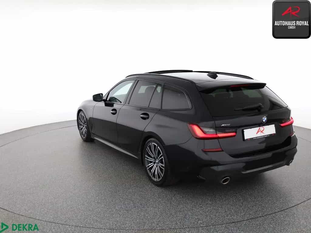 BMW 3 Series 330 i T xDrive SAG M SPORT HUD,LASER,HARMAN/K 01/2020-photo-2