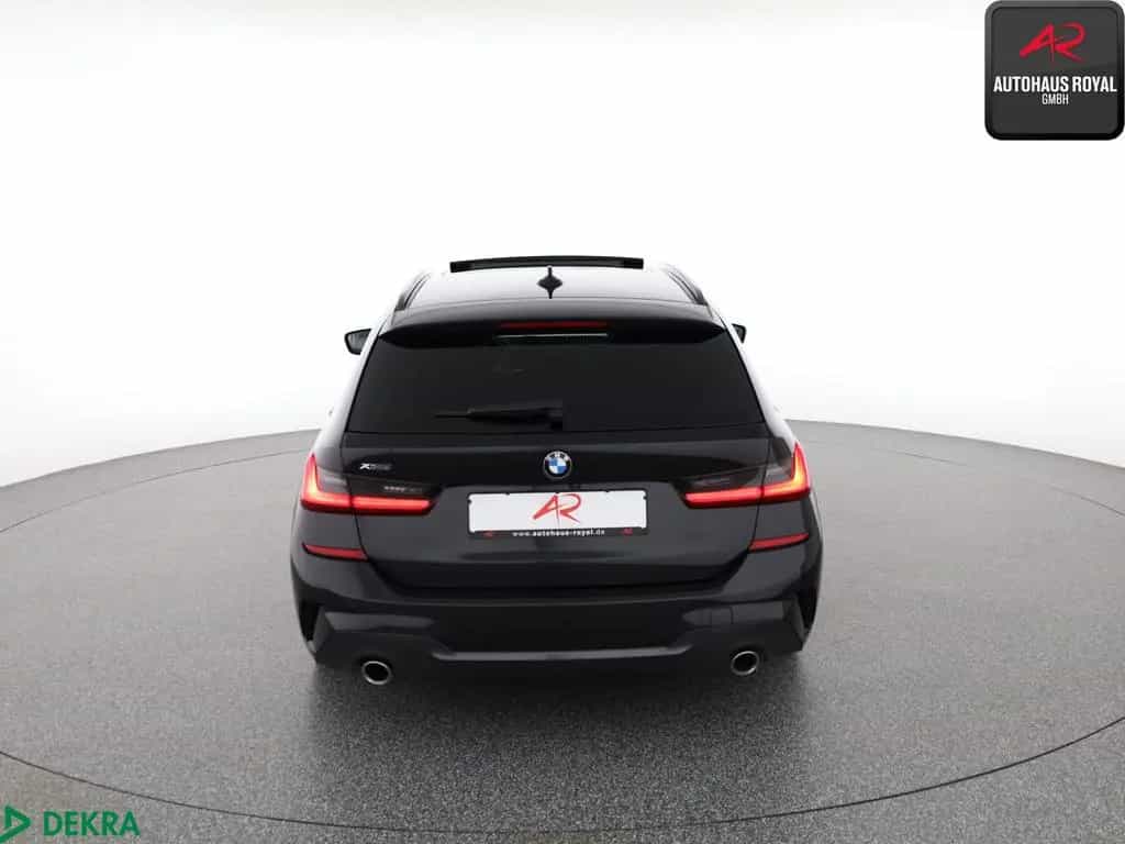 BMW 3 Series 330 i T xDrive SAG M SPORT HUD,LASER,HARMAN/K 01/2020-photo-3