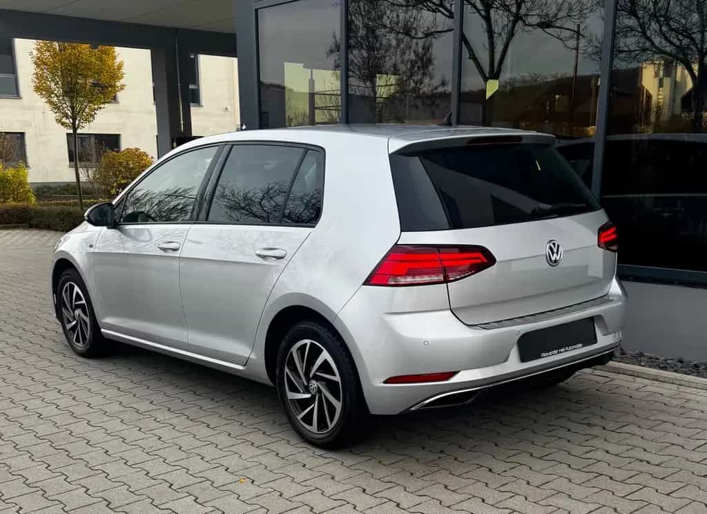 Volkswagen Golf 7 JOIN*AUTOMAT*NAV*SHZ*KAMERA*PDC*SHZ*KLIMA 07/2018-photo-4