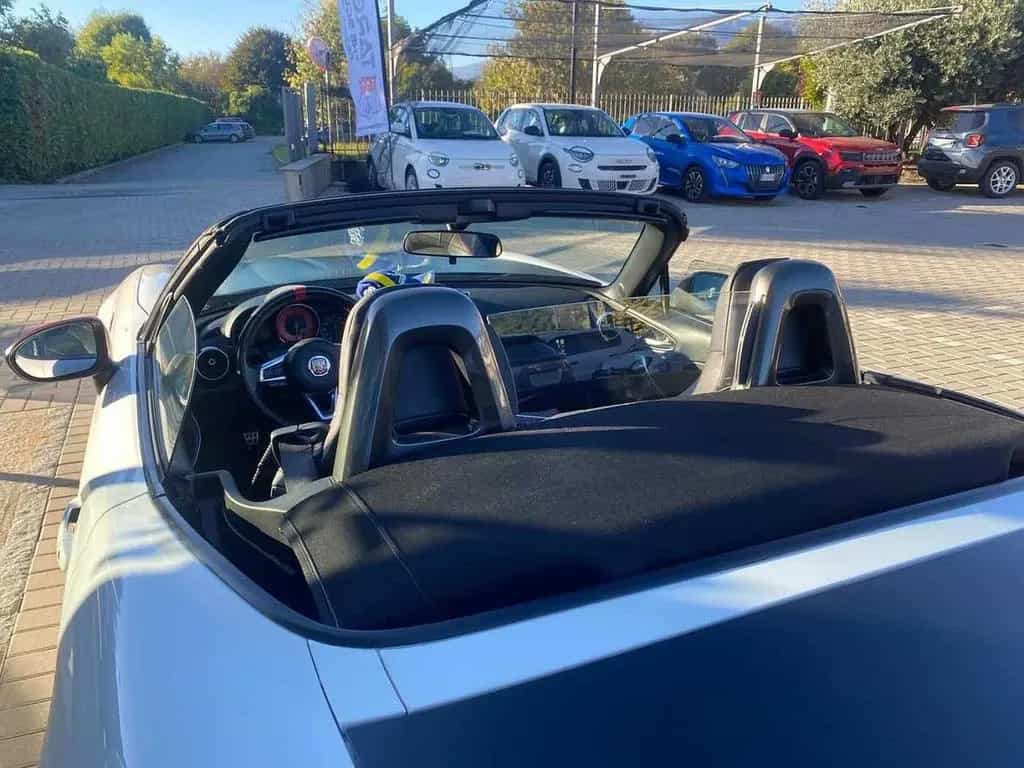 Abarth 124 Spider 1.4 Turbo MultiAir 170 CV 10/2016-photo-11