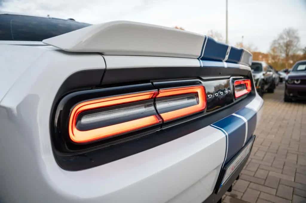 Dodge Challenger 5,7 HEMI V8 Widebody Leder Top 03/2021-photo-17