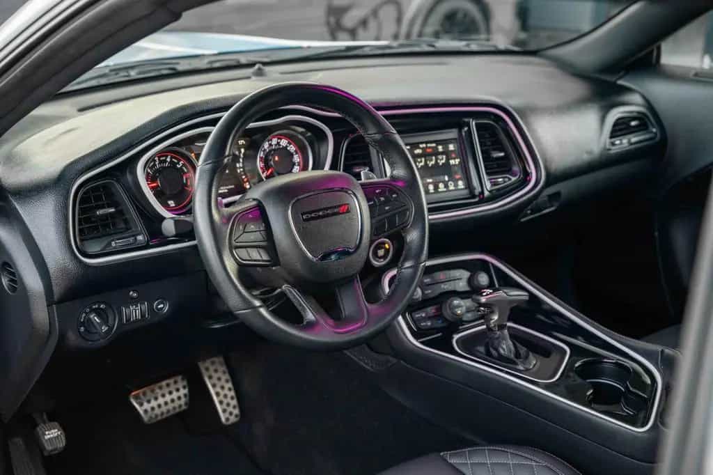 Dodge Challenger 5,7 HEMI V8 Widebody Leder Top 03/2021-photo-29