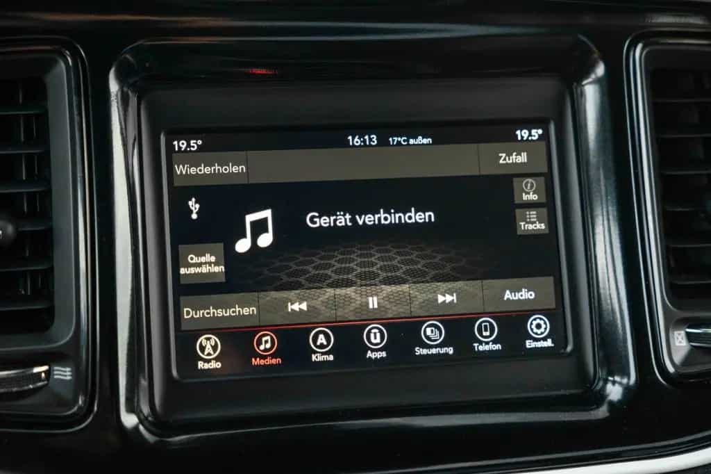 Dodge Challenger 5,7 HEMI V8 Widebody Leder Top 03/2021-photo-41