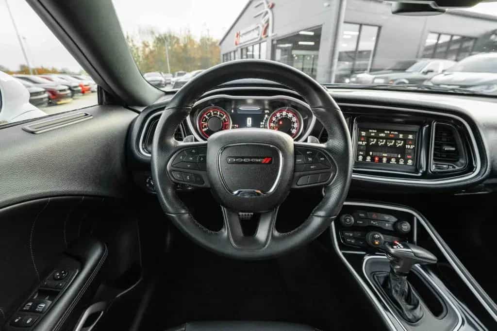 Dodge Challenger 5,7 HEMI V8 Widebody Leder Top 03/2021-photo-49