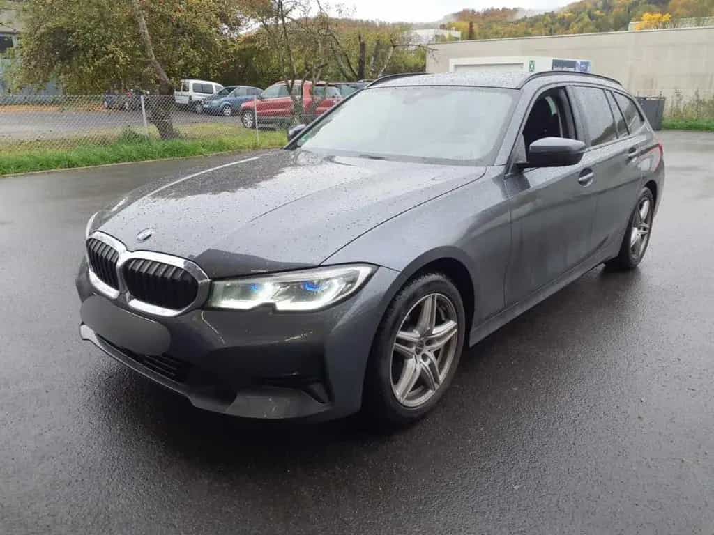 BMW 320 dA Advantage Touring Laser ACC 96' 06/2022-photo-1