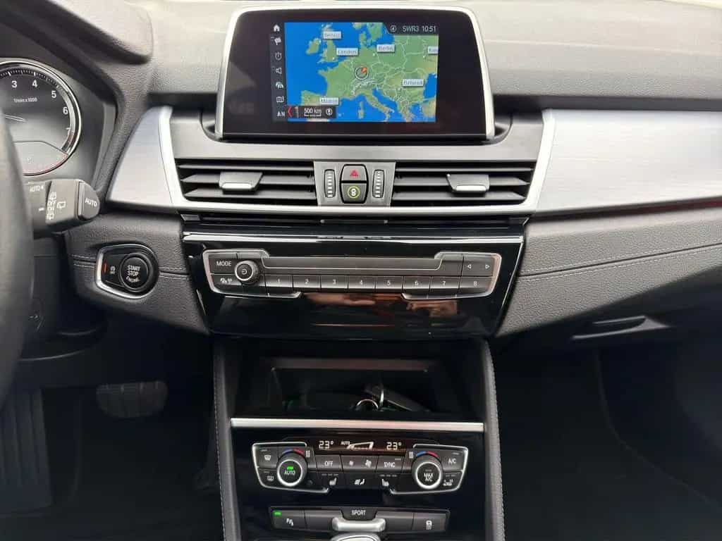 BMW 2 Series 218 Gran Tourer Luxury Line Navi Leder LED Parka 12/2022-photo-17