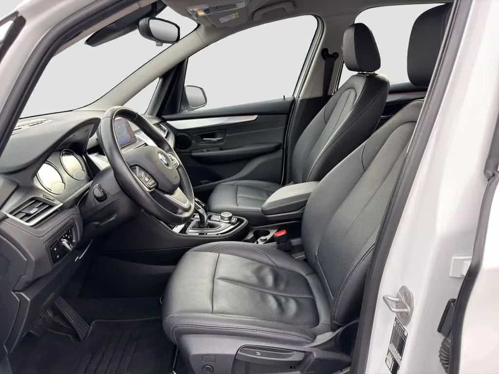 BMW 2 Series 218 Gran Tourer Luxury Line Navi Leder LED Parka 12/2022-photo-9