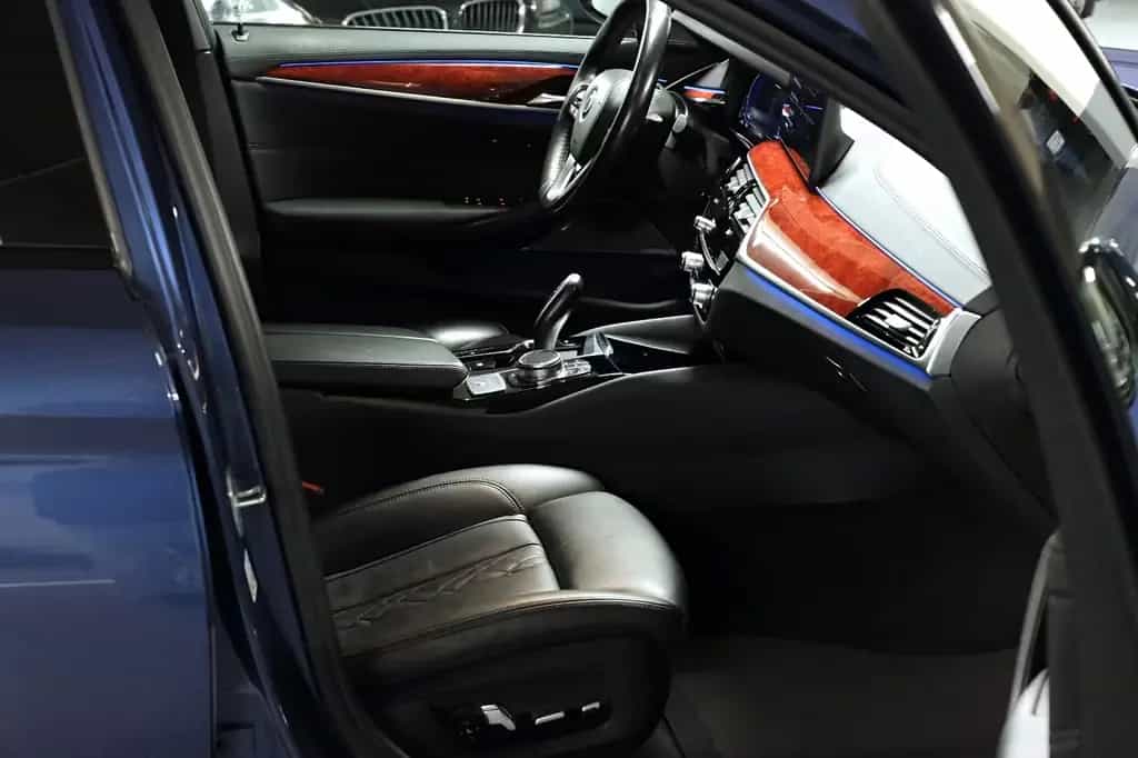 ALPINA D5 S Touring*AHK*Pano*DAProf*HuD*ACC*Laser*LCI* 07/2021-photo-25