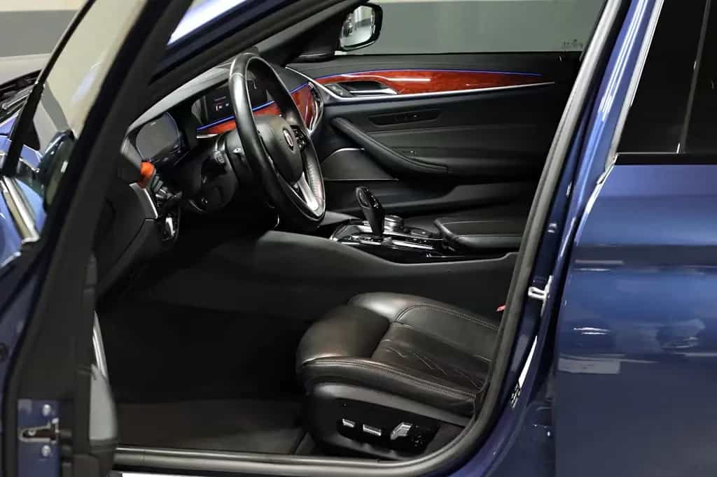 ALPINA D5 S Touring*AHK*Pano*DAProf*HuD*ACC*Laser*LCI* 07/2021-photo-9