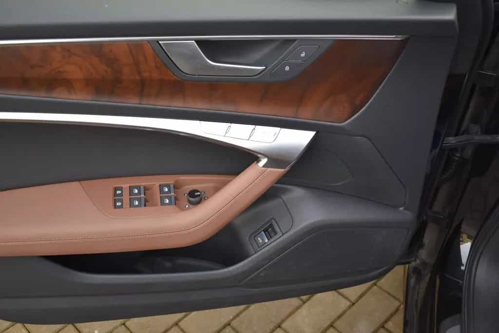 Audi A6 Lim. 55 TFSI quattro sport/LEDER/HUD/ACC/360° 07/2021-photo-7