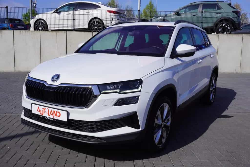 Skoda Karoq 1.5 TSI Style LED Navi ACC Kamera Keyless 06/2022-photo-1