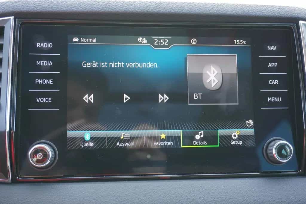 Skoda Karoq 1.5 TSI Style LED Navi ACC Kamera Keyless 06/2022-photo-24