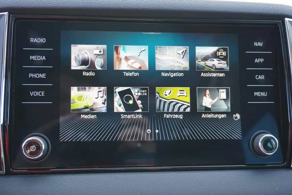 Skoda Karoq 1.5 TSI Style LED Navi ACC Kamera Keyless 06/2022-photo-25
