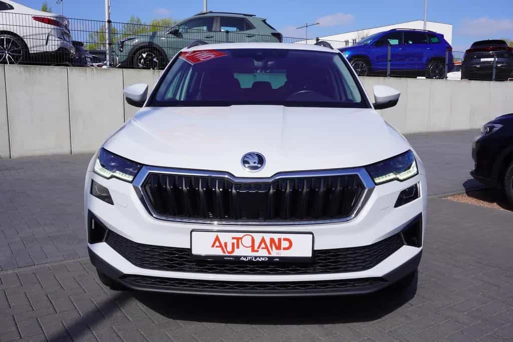 Skoda Karoq 1.5 TSI Style LED Navi ACC Kamera Keyless 06/2022-photo-6