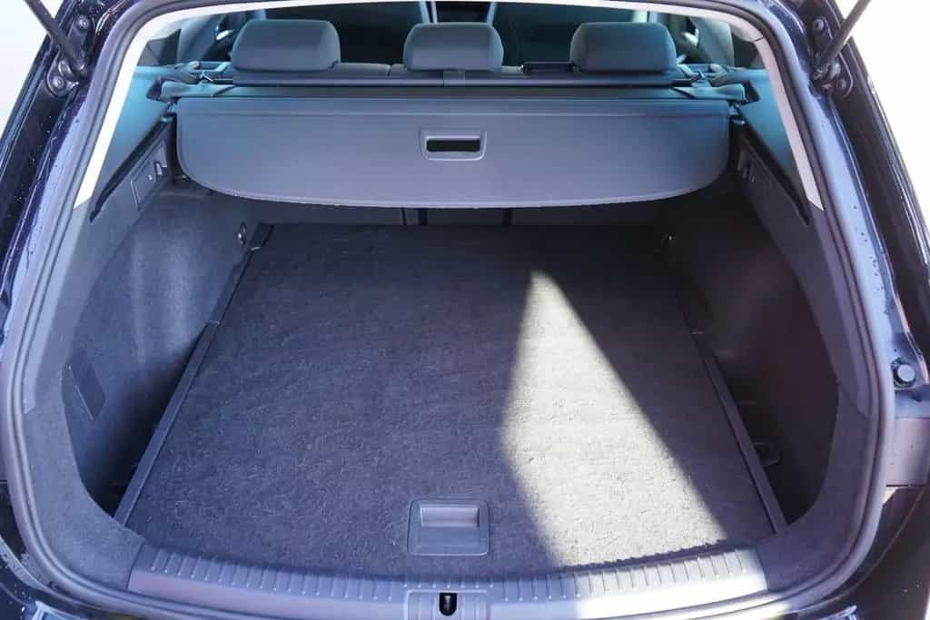 Seat Leon Sportstourer 1.5 M-Hybrid Style LED Navi 12/2020-photo-36
