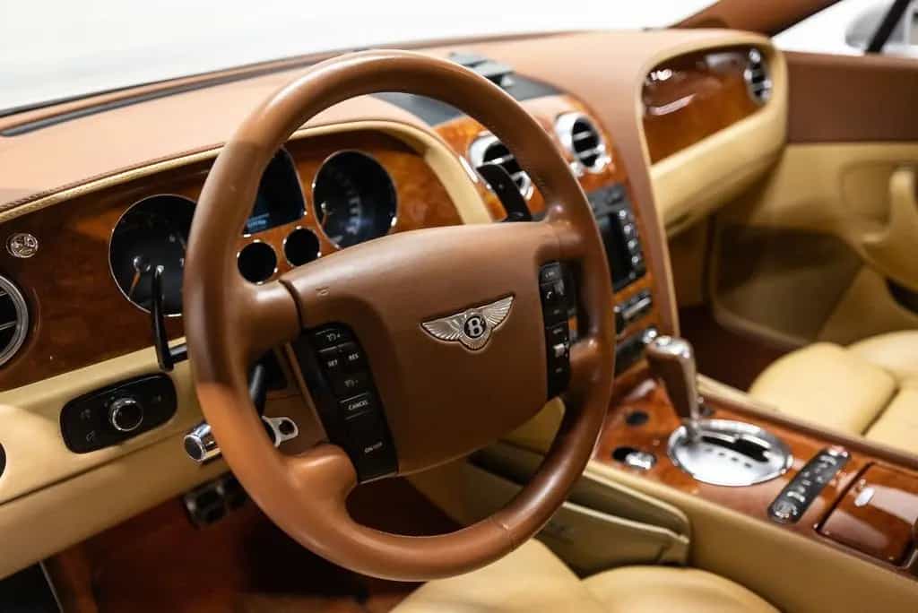Bentley Continental GT 6.0 W12 Fiscale waarde € 14.000,- 10/2004-photo-13