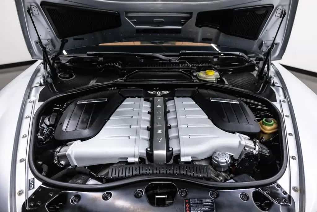 Bentley Continental GT 6.0 W12 Fiscale waarde € 14.000,- 10/2004-photo-21