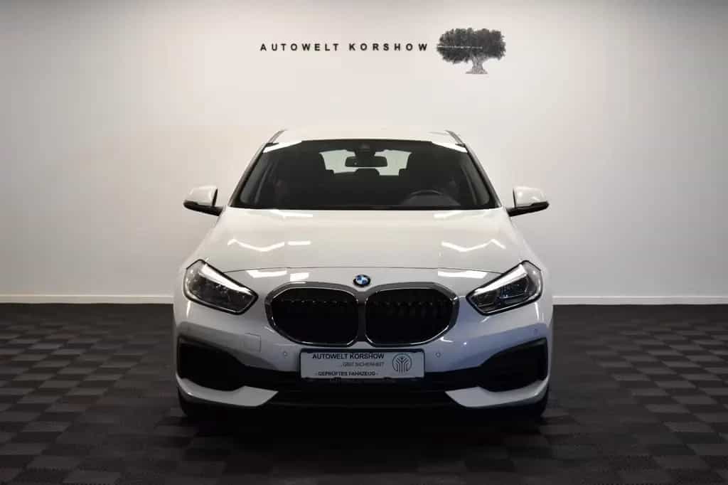 BMW 118 i Limousine Advantage *SHZ*PDC*DAB*CARPLAY 11/2020-photo-1