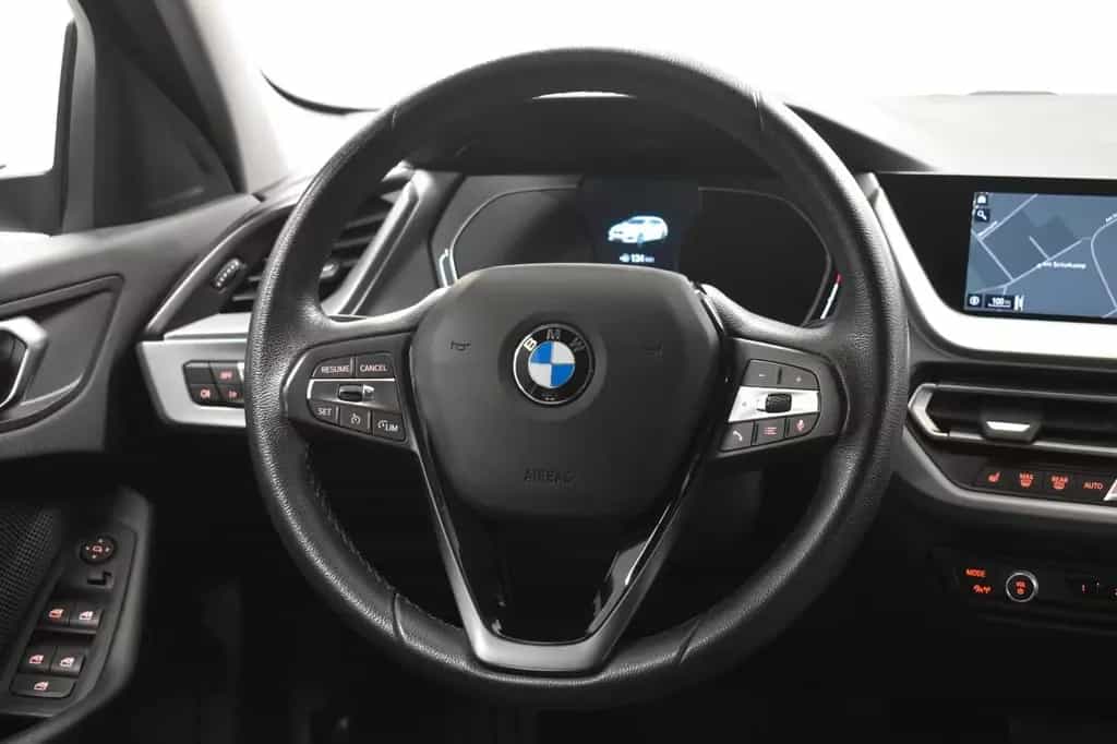 BMW 118 i Limousine Advantage *SHZ*PDC*DAB*CARPLAY 11/2020-photo-12