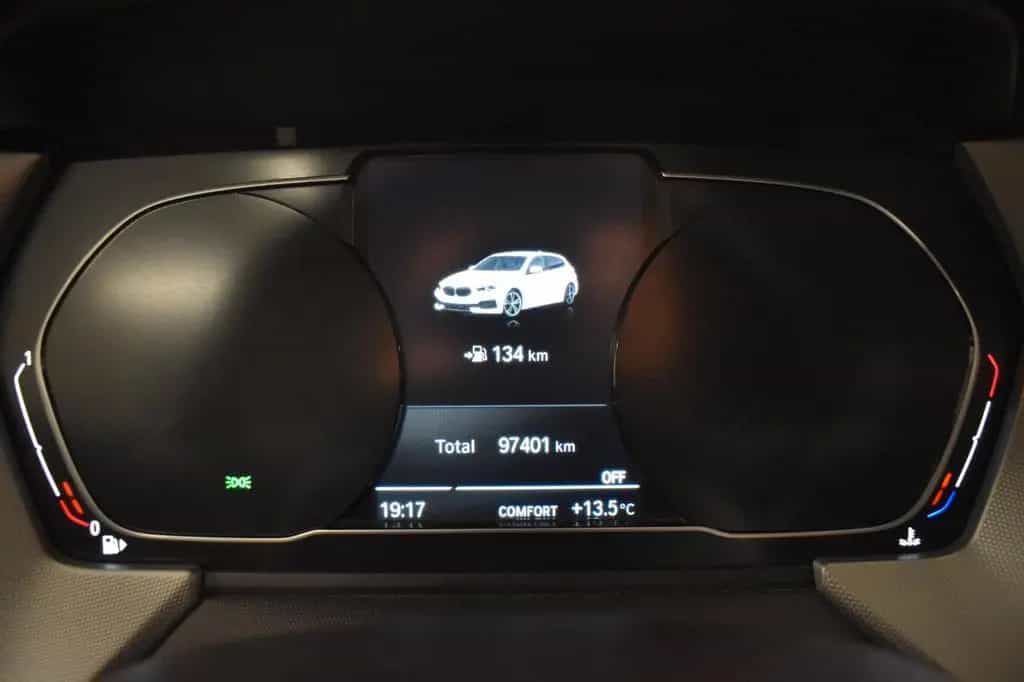 BMW 118 i Limousine Advantage *SHZ*PDC*DAB*CARPLAY 11/2020-photo-19