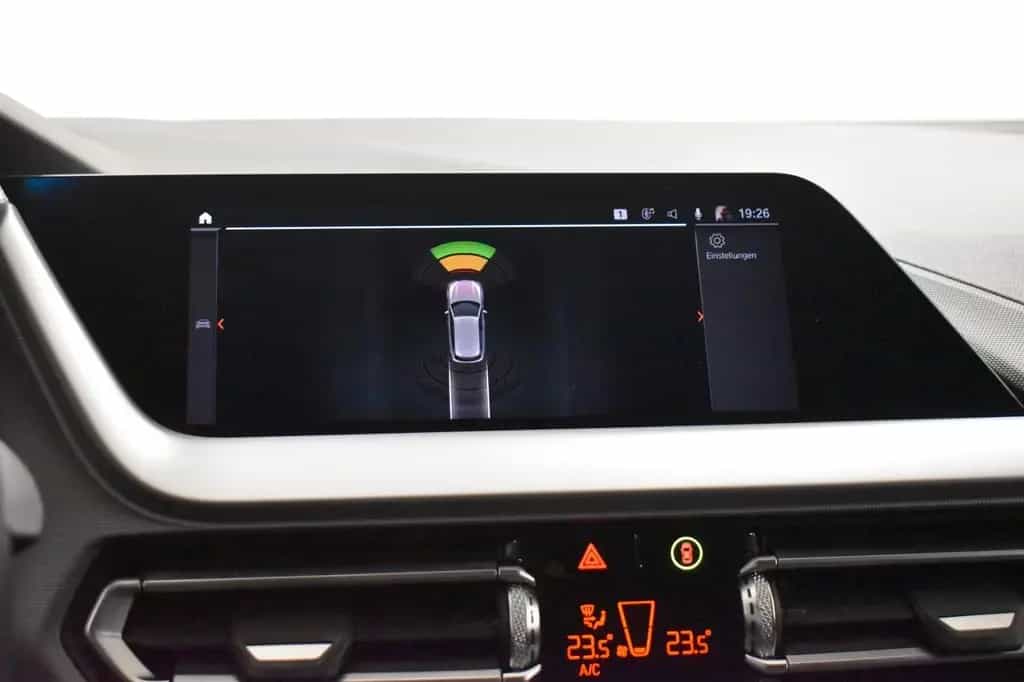 BMW 118 i Limousine Advantage *SHZ*PDC*DAB*CARPLAY 11/2020-photo-20