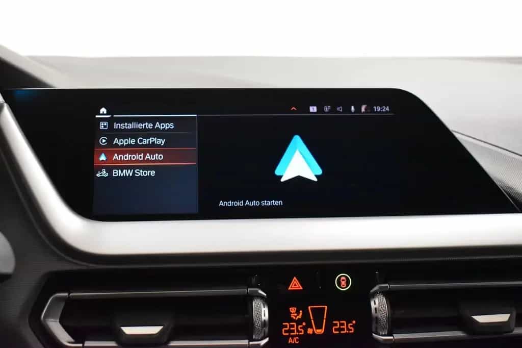 BMW 118 i Limousine Advantage *SHZ*PDC*DAB*CARPLAY 11/2020-photo-23