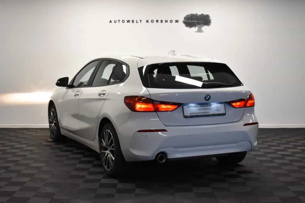 BMW 118 i Limousine Advantage *SHZ*PDC*DAB*CARPLAY 11/2020-photo-8