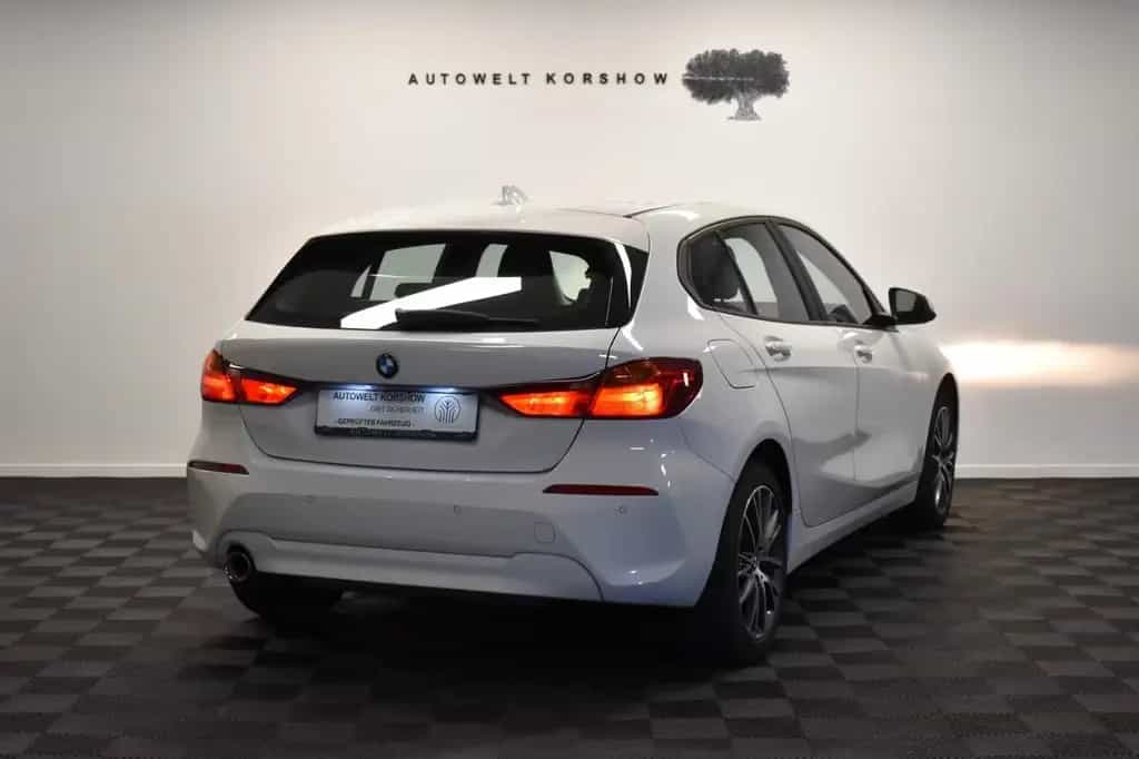 BMW 118 i Limousine Advantage *SHZ*PDC*DAB*CARPLAY 11/2020-photo-9